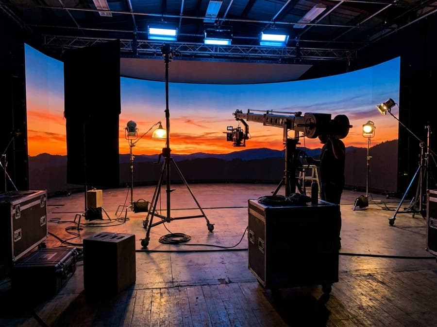 Film set backgrounds — illustrative scene